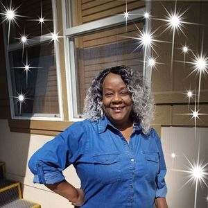 Meet your Posher, Esmith